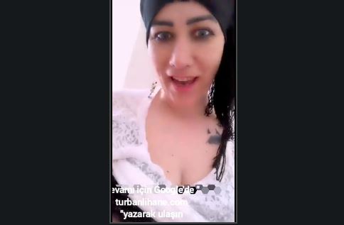 Üstü minare altı kerhane Türbanlı lezbiyen am yalama